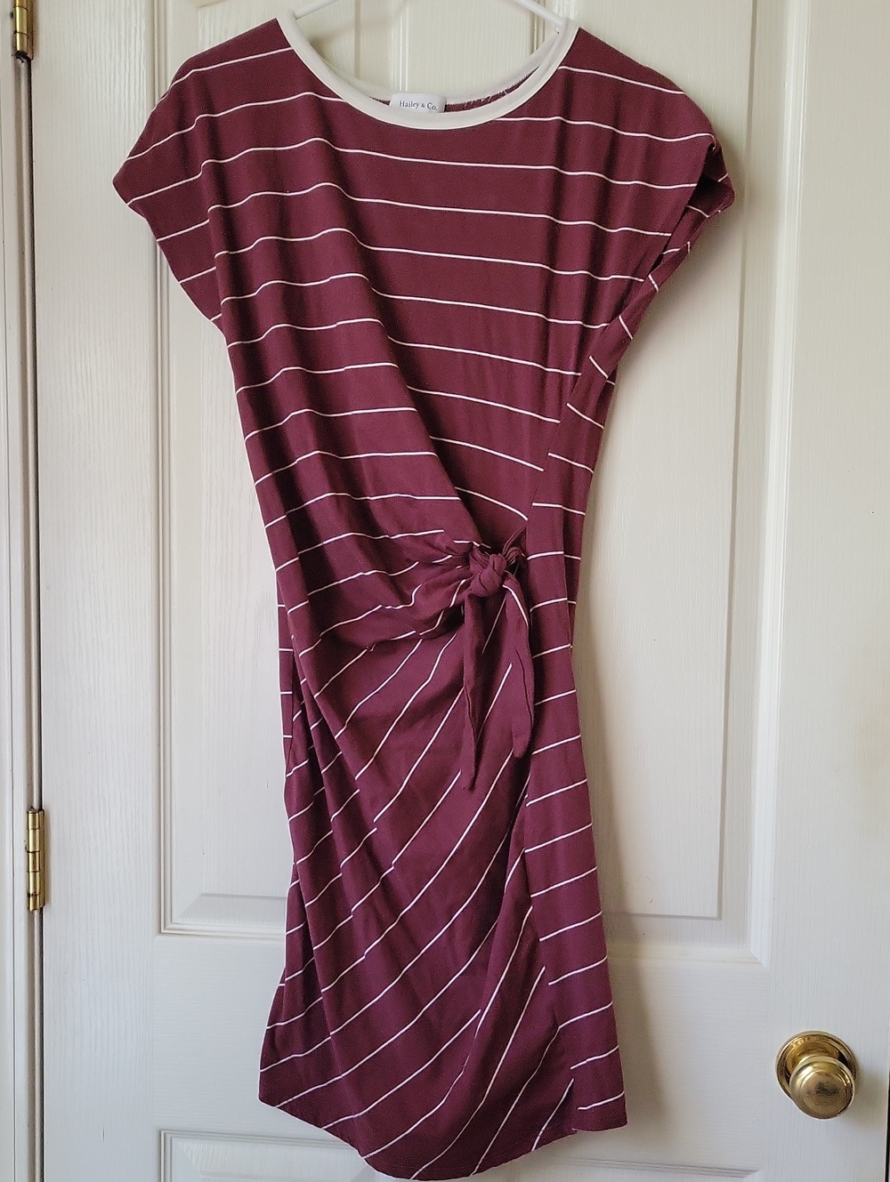 Striped Tie-Waist Midi Dress in Wine - Small